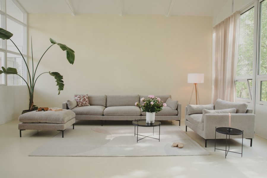 ZUIVER Sommer fodskammel, rektangulr - latte polyester og stl