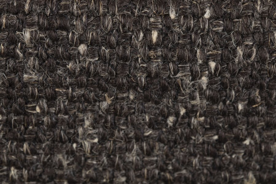 ZUIVER Sense fodskammel - espresso stof og sort polypropylen (92x92)