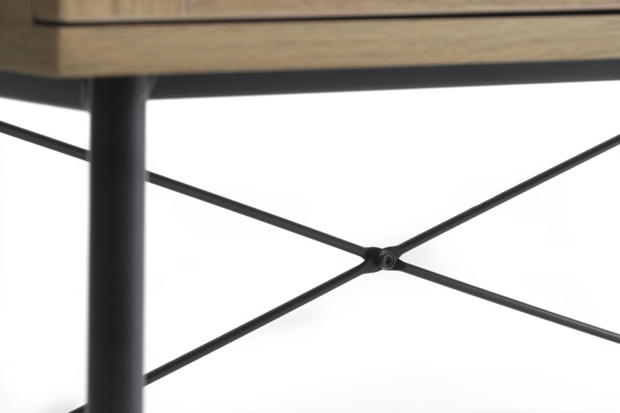 Pensacola skab, m. 2 lger og 2 hylder - natur polyrattan/eg melamin og sort metal