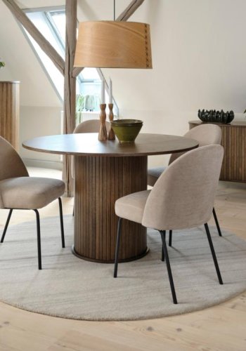 Creston spisebordsstol - sand chenille og sorte ben