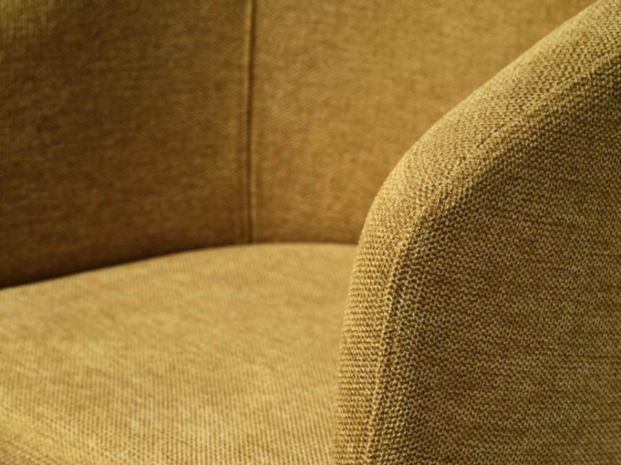 Easton spisebordsstol, m. armln - sennepsfarvet stof og sorte ben