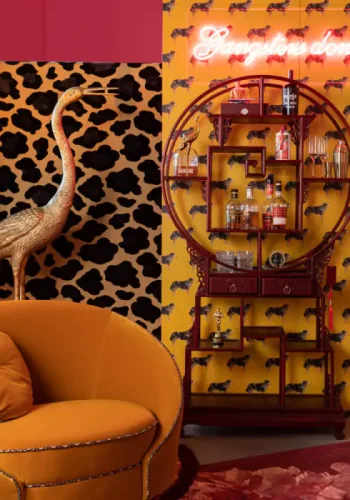 BOLD MONKEY Gangsters don't cry LED neon lysskilt, rektangulr - rd PVC og akryl (40x120)