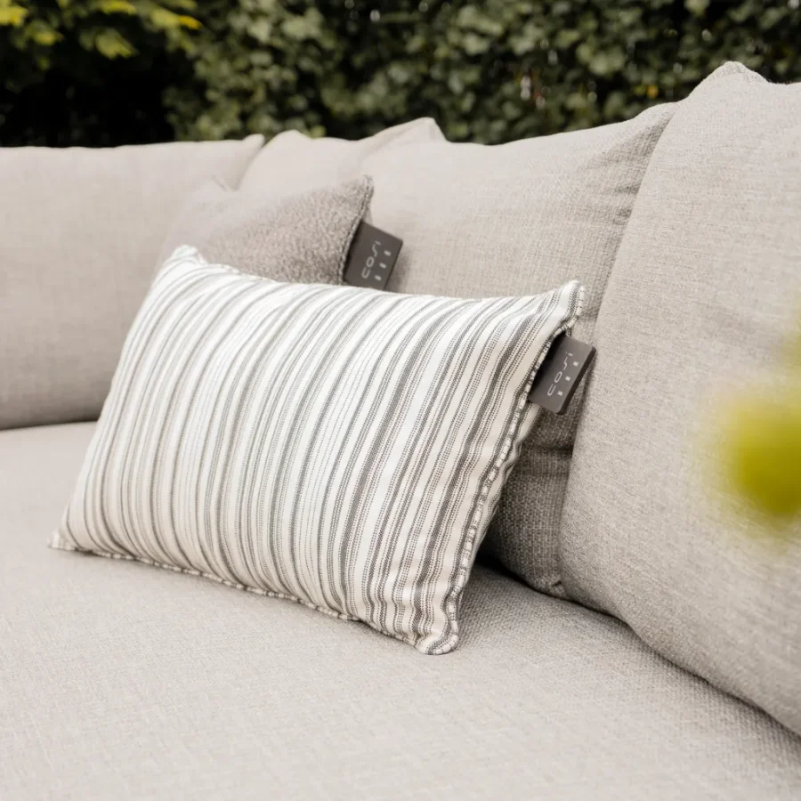 COSI FIRES Cosipillow Striped varmepude, genopladeligt batteri, rektangulr - hvid/sort stof (40x60)