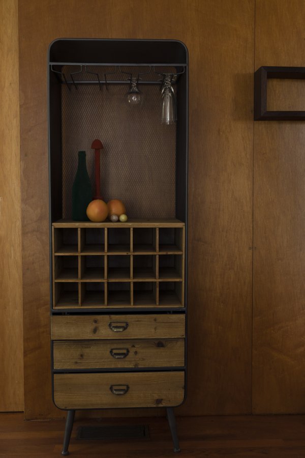 DUTCHBONE Vino vinskab, plads til 15 flasker, m. glasholdere og 3 skuffer - natur MDF