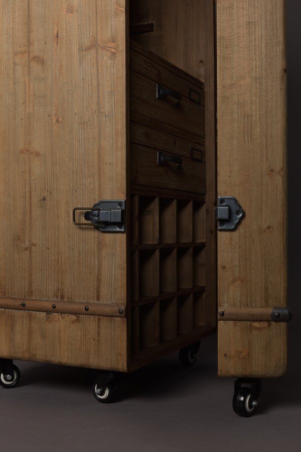 DUTCHBONE Lico vinskab, m. 1 lge, 2 skuffer, hjul og plads til glas og flasker - brun tr og jern