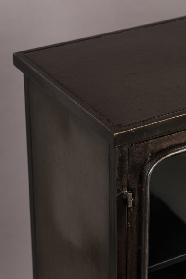 DUTCHBONE Denza vitrineskab, m. 2 glaslger og 2 hylder - sort strygejern