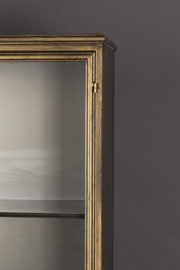 DUTCHBONE Gertlush vitrineskab, m. 2 glaslger og hylder - guld strygejern