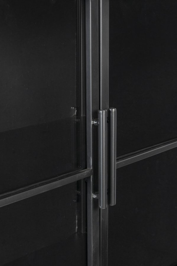 WHITE LABEL LIVING Ferre L skab, m. 4 glaslger, hylder, hjul - sort granfinér og jern