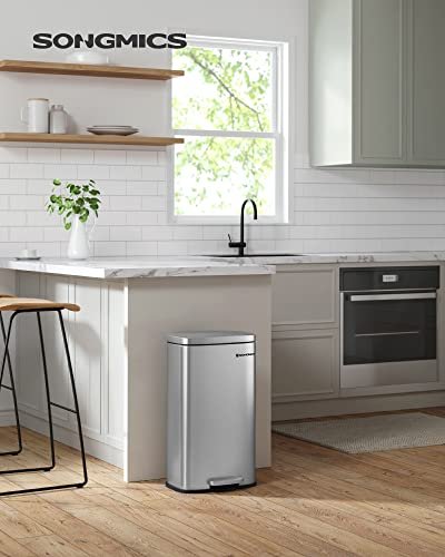 SONGMICS affaldsspand, 30L, m. indvendig plastspand, hngslet lg, lugtsikker - slv stl