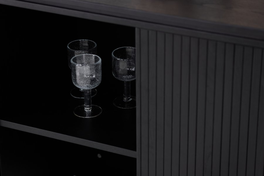 VIND COLLECTION Fjällbacka sknk, m. 2 lger og hylder - sort egefinér/MDF (160x48)