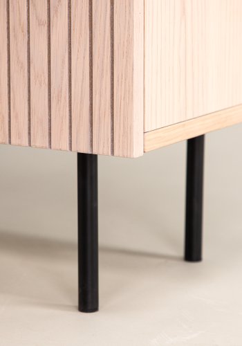 VIND COLLECTION Björkön Hjt skab, m. 2 lger og 3 hylder - hvidkalket finér og sort stl