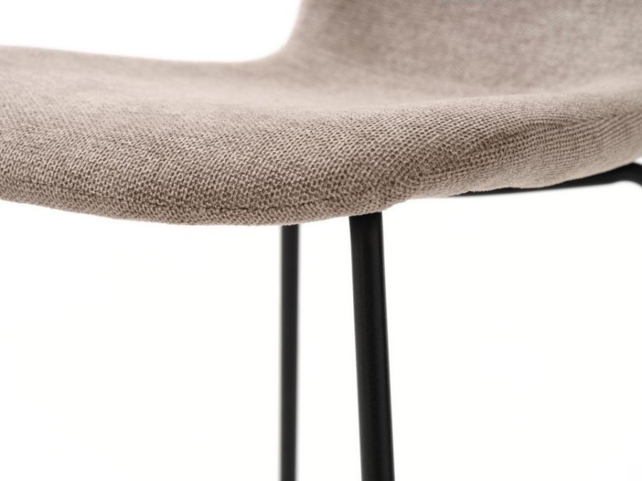 Delta spisebordsstol - sand stof og sorte ben