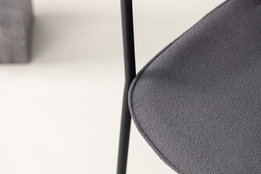 VIND COLLECTION Klädesholmen spisebordsstol, m. armln - mrkegr bouclé stof og sort stl