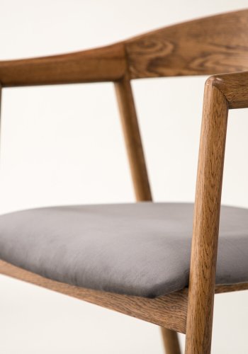 VIND KOLLEKTION Lngön spisebordsstol, m. armln - gr fljl og brun egetr