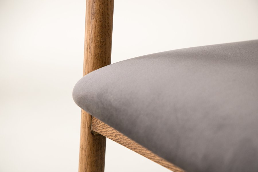 VIND KOLLEKTION Lngön spisebordsstol, m. armln - gr fljl og brun egetr