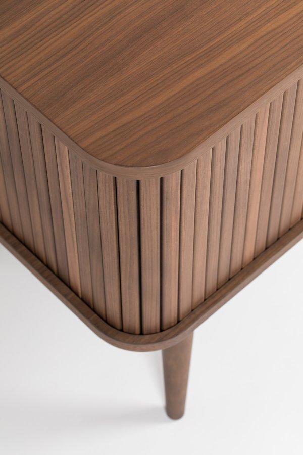 ZUIVER Barbier TV-bord, m. 2 skydelger - brun valnddefinér og gummitr (120x40)