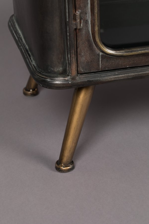 DUTCHBONE Denza sknk, m. 2 glaslger og 1 hylde - sort strygejern