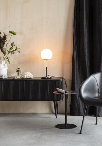 ZUIVER Barbier TV-bord, m. 2 skydelger - sort egefinér og gummitr (120x40)