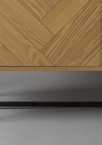 DUTCHBONE Klasse sknk, Hj, m. 2 lger og 3 skuffer - natur sildeben egetr og sort stl