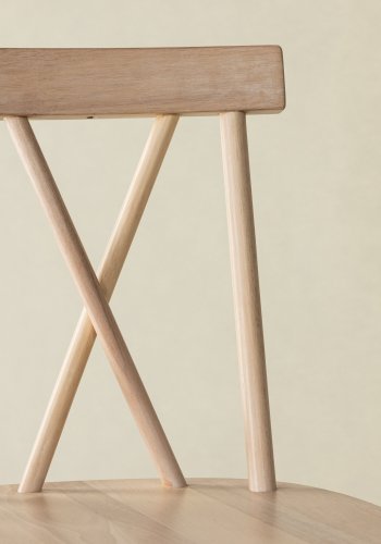 VIND KOLLEKTION Mollöström barstol, m. rygln og fodsttte - hvidvasket gummitr