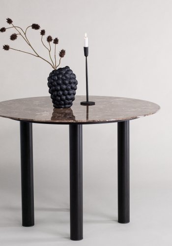 VIND COLLECTION Havstone spisebord, rund - glas med brunt marmormnster og sort metal (106)
