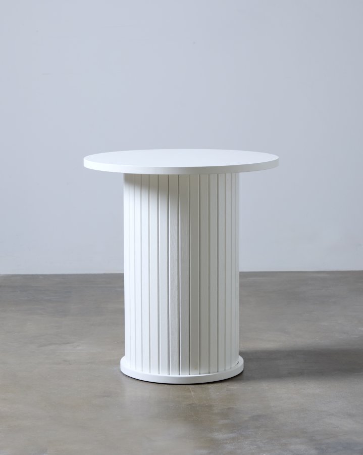 Nola piedestalbord, rund - hvid egefinér (50)