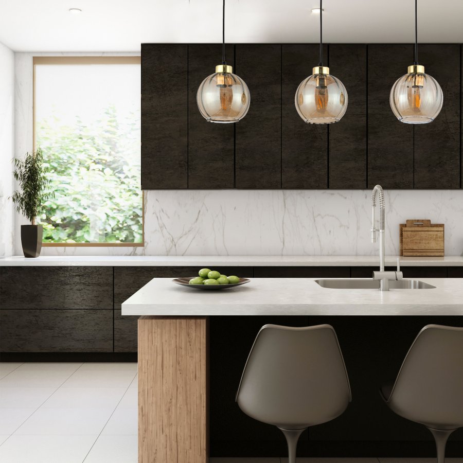 TK Devi loftlampe, m. 3 skrme - rav glas og sort metal