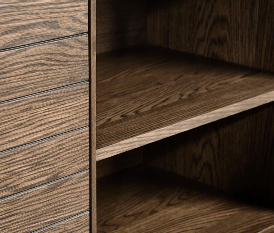 Modica skab, m. 2 lger og hylder - rgfarvet egefinér og sort metal