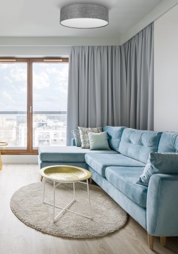 TK Earth brnelampe - stof, plastik og hvid metal