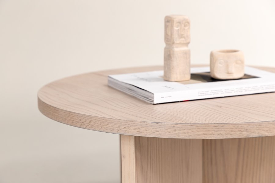 VIND COLLECTION Saltö Stort sofabord, rund - hvidkalket finér (85)