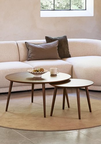 Adda sofabord, rund - rgfarvet egefinér og lamel eg (st med 2)