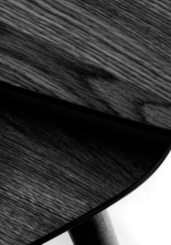 Adda sofabord, trekantet - sort egefinér og lamel eg (st med 2)