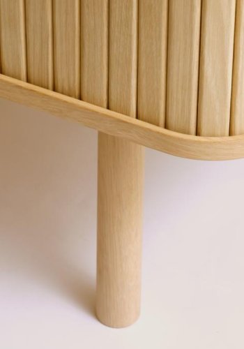 Cavo sknk, m. 2 skydelger og 2 hylder - natur egetr (160x45)