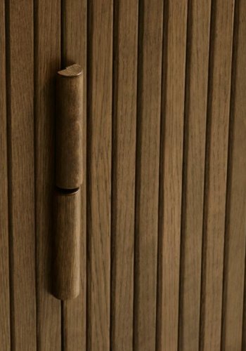 Cavo sknk, m. 2 skydelger og 2 hylder - rgfarvet egetr (160x45)