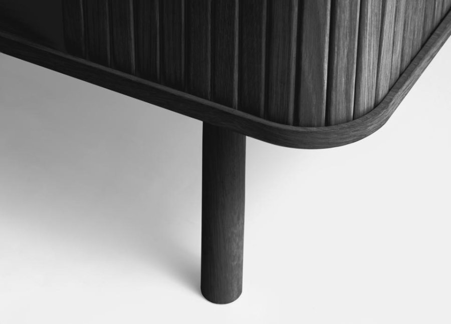 Cavo sknk, m. 2 skydelger og 2 hylder - sort egetr (160x45)