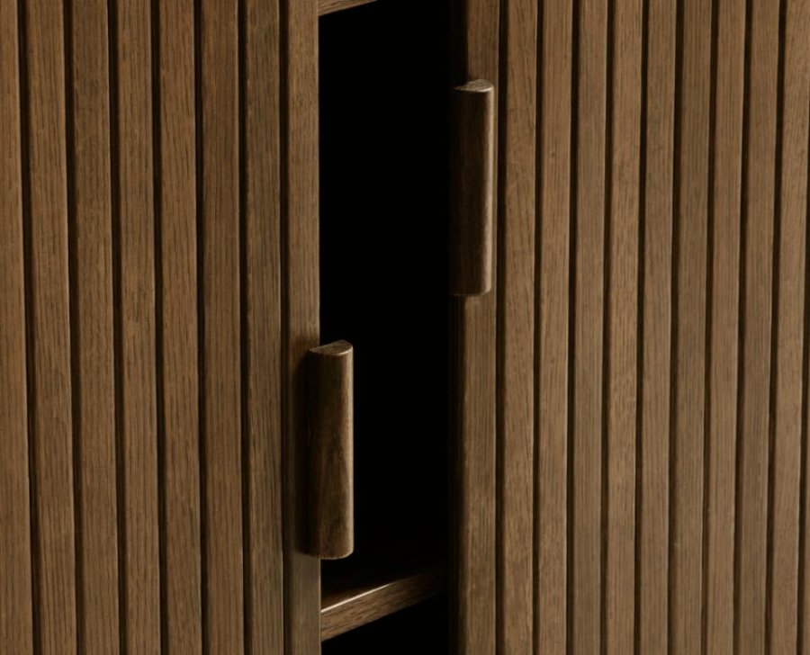 Cavo skab, m. 2 skydelger og 2 hylder - rgfarvet egetr