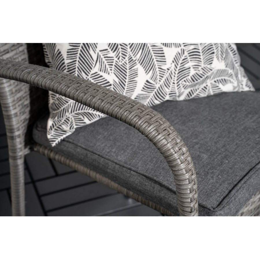 VENTURE DESIGN havest m. Parma bord ( 90) og 2 Anna stole m. armln - hvid alu/gr rattan/aintwood