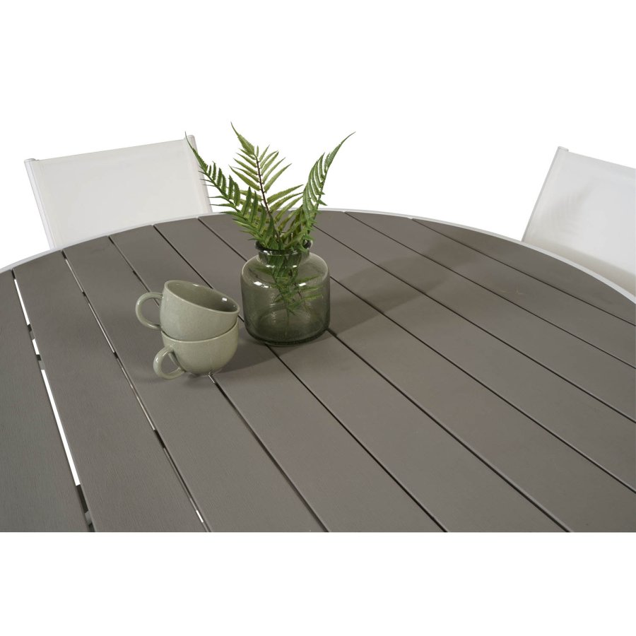 VENTURE DESIGN havest m. Parma bord ( 140) og 4 Santorini stole m. armln - hvid alu/textilene