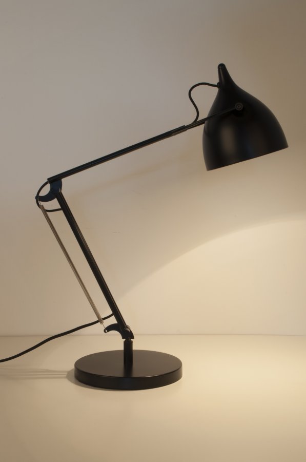 ZUIVER Reader skrivebordslampe - mat sort 