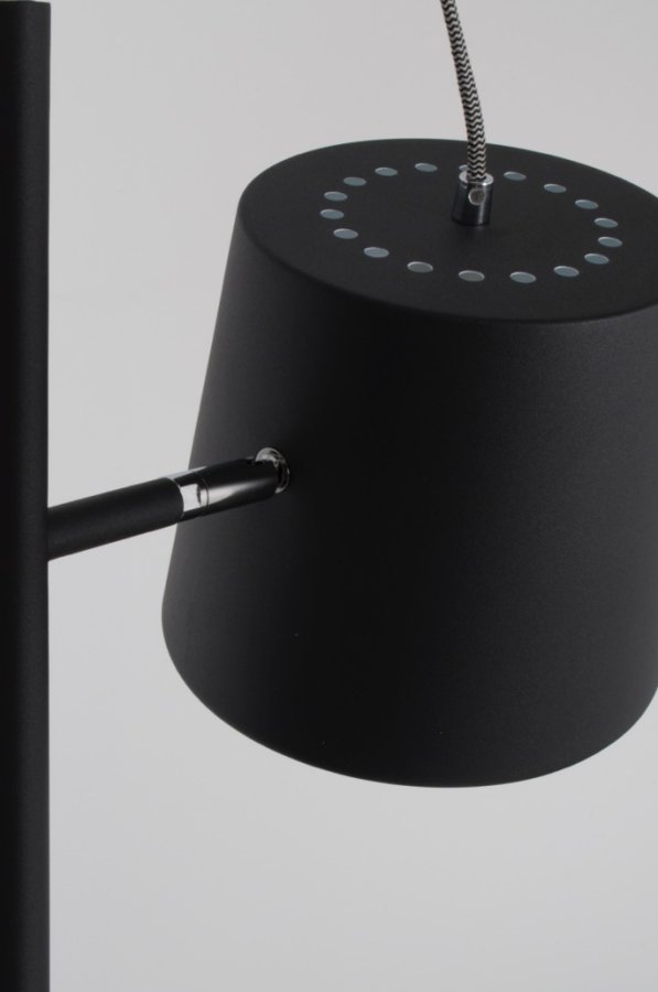 ZUIVER Buckle Head gulvlampe - sort jern