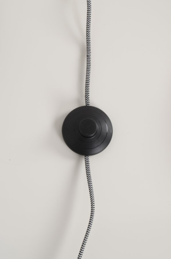 ZUIVER Buckle Head gulvlampe - sort jern