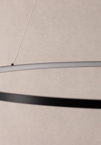 VIND COLLECTION Rödäng x Josefin Lustig loftlampe, LED - sort aluminium