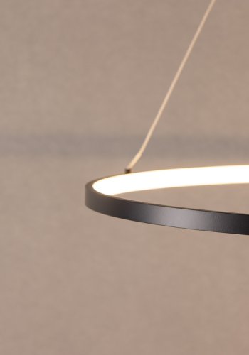 VIND COLLECTION Rödäng x Josefin Lustig loftlampe, LED - sort aluminium