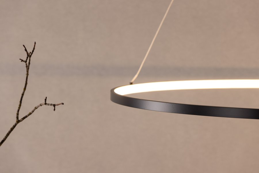 VIND COLLECTION Rödäng x Josefin Lustig loftlampe, LED - sort aluminium