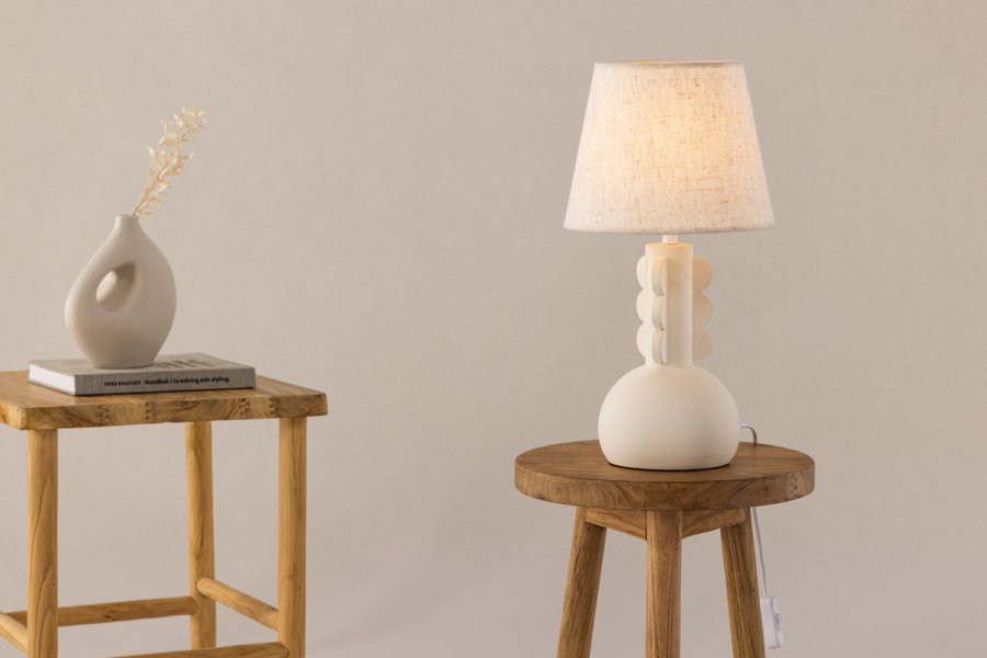 VIND COLLECTION Mellerud bordlampe - beige linned og beige beton