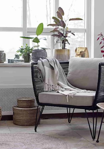 BLOOMINGVILLE Mundo loungestol - natur/sort polyester/metal, m. armln, inkl. hynder