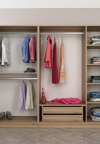 FUNZI LIVING 210 bent garderobeskab, m. 3 bjlestnger, 2 skuffer, 5 hylder - natur melamin