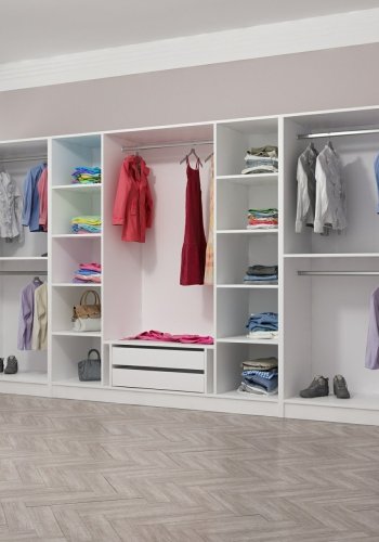 FUNZI LIVING 4933 bent garderobeskab, m. 5 bjlestnger, 2 skuffer, 10 hylder - hvid melamin