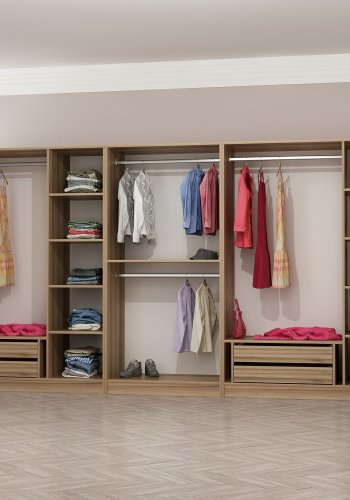 FUNZI LIVING 7545 bent garderobeskab, m. 4 bjlestnger, 4 skuffer, 9 hylder - natur melamin