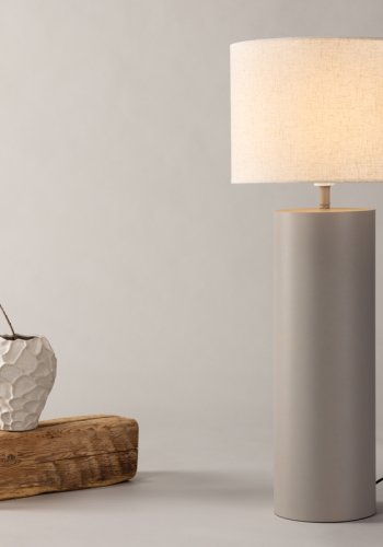 VIND COLLECTION Ume x Josefin Lustig gulvlampe - lysegr hr og gr jern